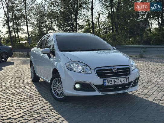 Fiat Linea                           2015г. в рассрочку