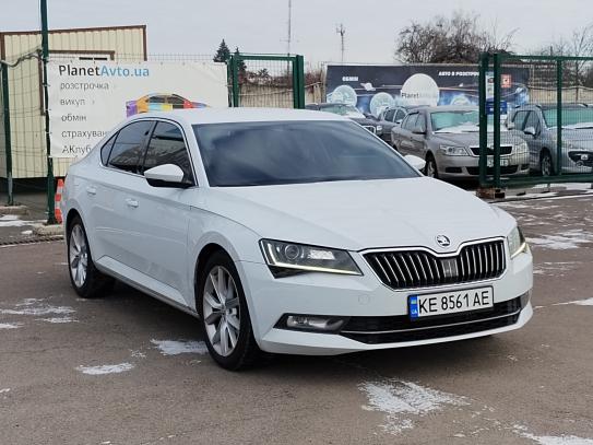 Skoda Superb 2016р. у розстрочку