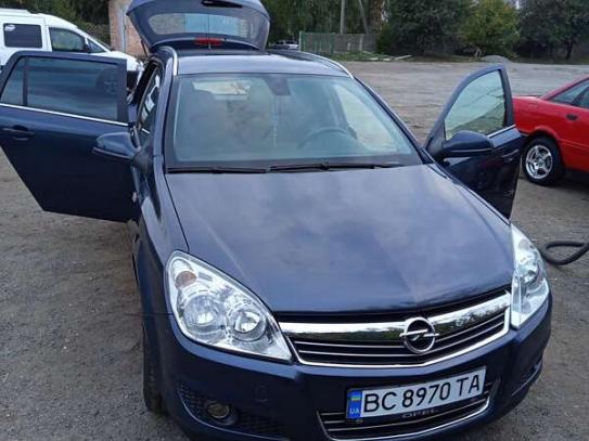 Opel Astra station wagon 2009р. у розстрочку