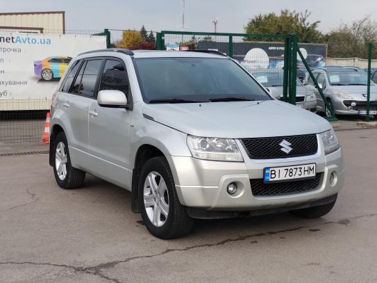 Suzuki Grand vitara 2006г. в рассрочку