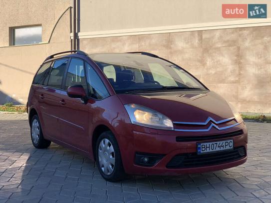 Citroen C4 picasso 2008г. в рассрочку