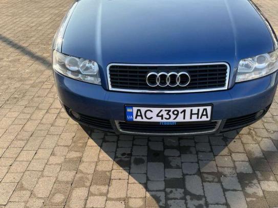 Audi A4                              2001г. в рассрочку