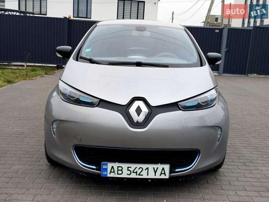 Renault Zoe
                             2013г. в рассрочку