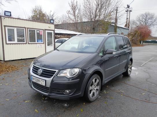 Volkswagen Touran                          2007г. в рассрочку