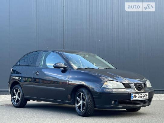 Seat Ibiza 2003р. у розстрочку