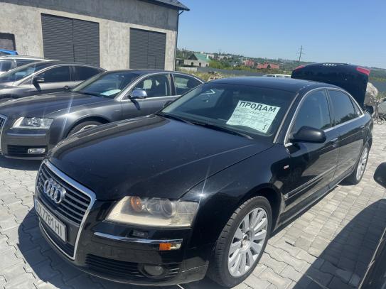 Audi A8
                              2005г. в рассрочку