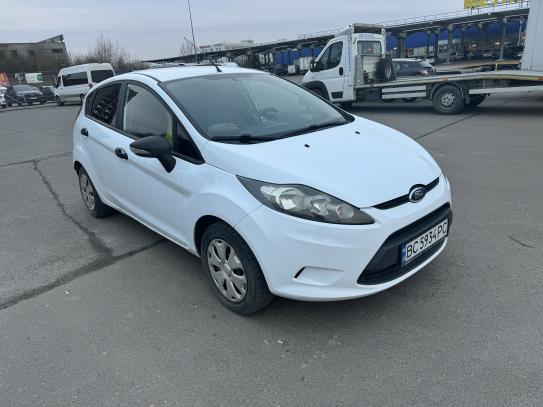 Ford Fiesta                          2011г. в рассрочку