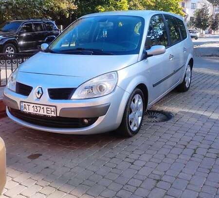 Renault Megane scenic 2007р. у розстрочку