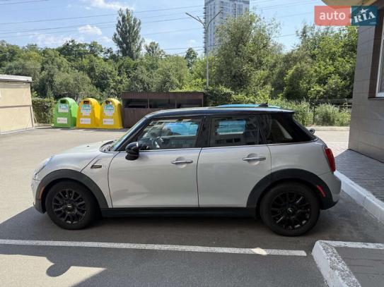 Mini Cooper                          2017г. в рассрочку