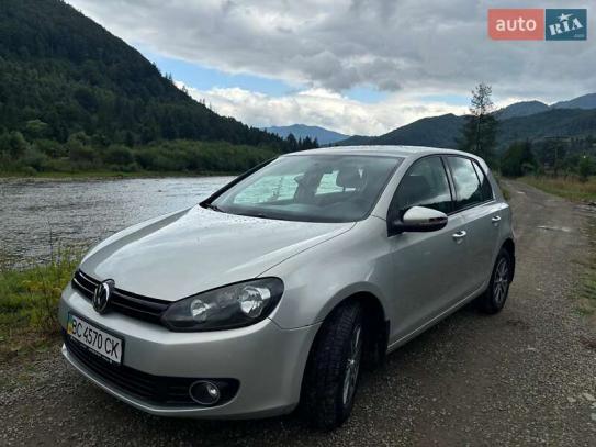 Volkswagen Golf 2010г. в рассрочку