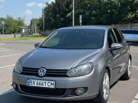 Volkswagen Golf
                            2009г. в рассрочку