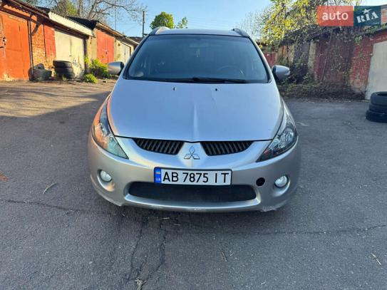Mitsubishi Grandis
                         2007г. в рассрочку