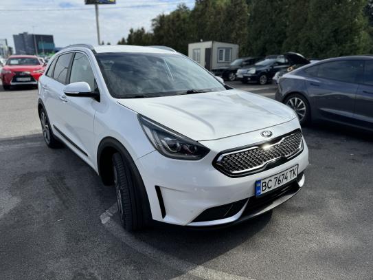 Kia Niro 2017г. в рассрочку