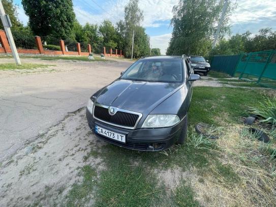 Skoda Octavia                         2008г. в рассрочку