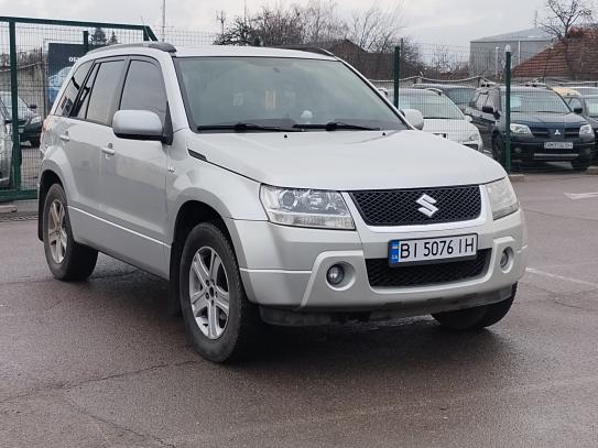 Suzuki Grand vitara
                    2006г. в рассрочку