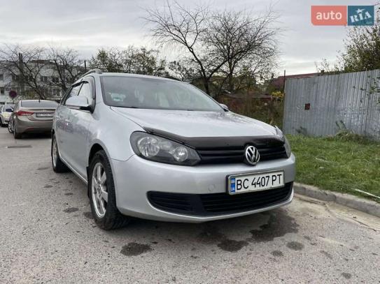 Volkswagen Golf
                            2012г. в рассрочку