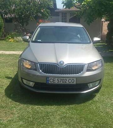 Skoda Octavia                         2015г. в рассрочку