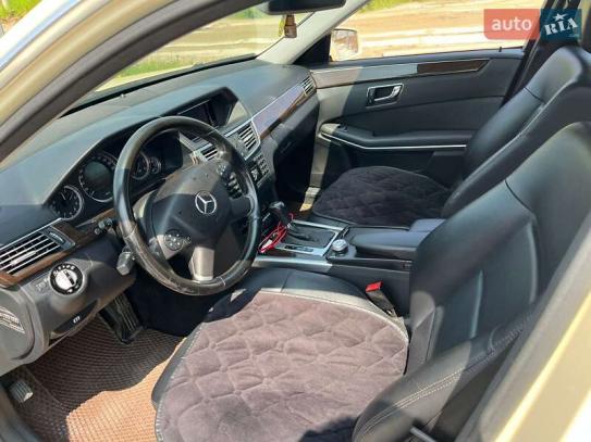 Mercedes-benz E-class                         2009г. в рассрочку