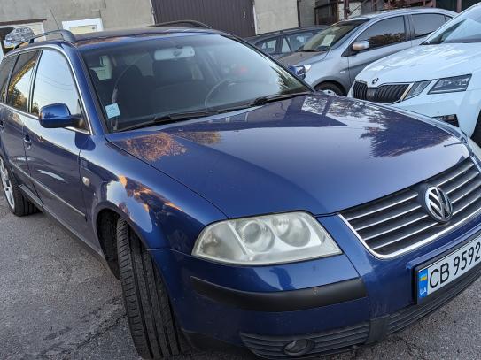 Volkswagen Passat 2000р. у розстрочку