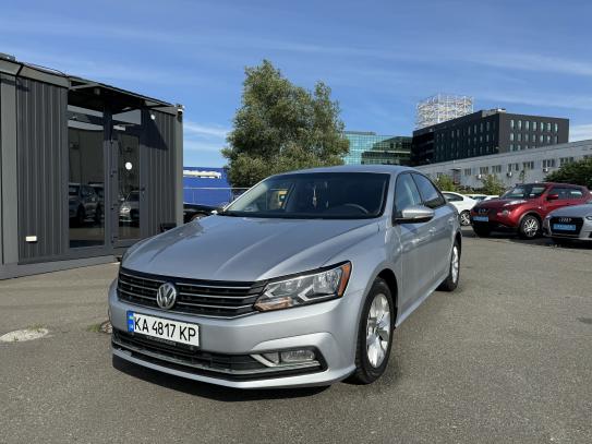 Volkswagen Passat 2018р. у розстрочку