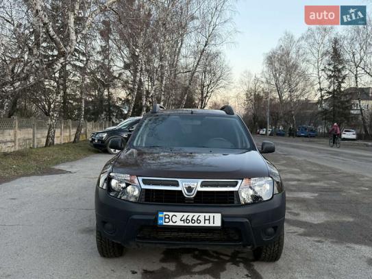 Dacia Duster                          2011г. в рассрочку