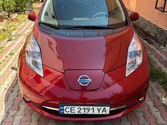 Nissan Leaf                            2012г. в рассрочку