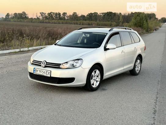 Volkswagen Golf 2009г. в рассрочку