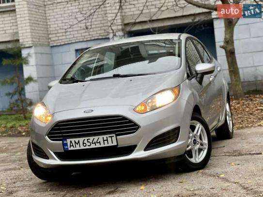 Ford Fiesta
                          2017г. в рассрочку