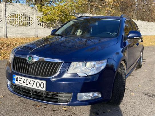 Skoda Superb 2010р. у розстрочку