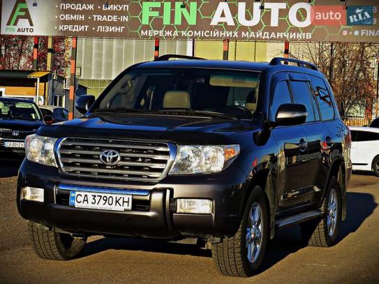 Toyota Land cruiser 2008р. у розстрочку