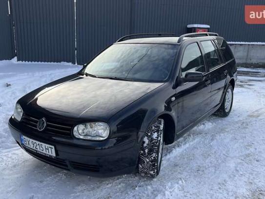 Volkswagen Golf 2005р. у розстрочку