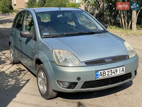 Ford Fiesta                          2002г. в рассрочку
