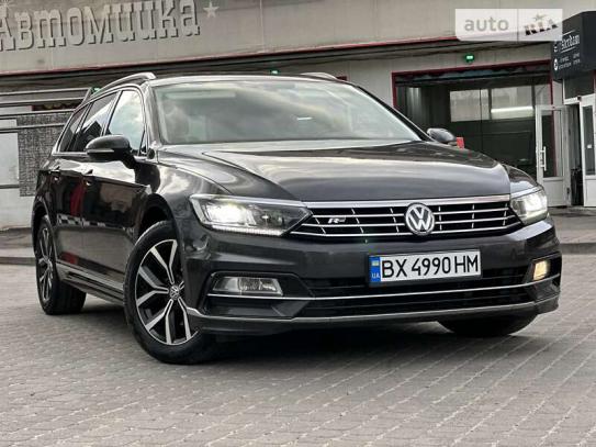 Volkswagen Passat 2018р. у розстрочку