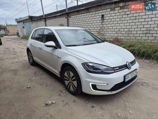 Volkswagen Golf                            2017г. в рассрочку