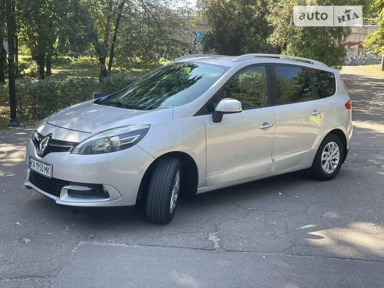 Renault Scenic 2014г. в рассрочку