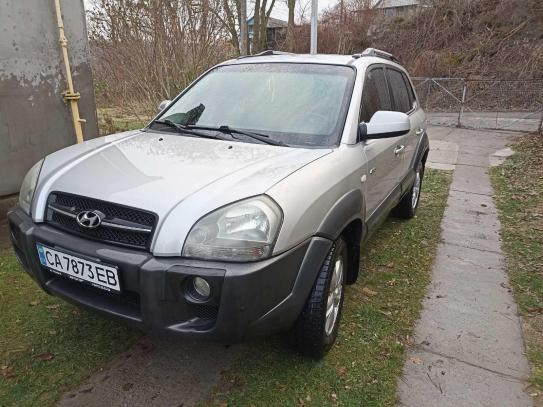 Hyundai Tucson                          2007г. в рассрочку