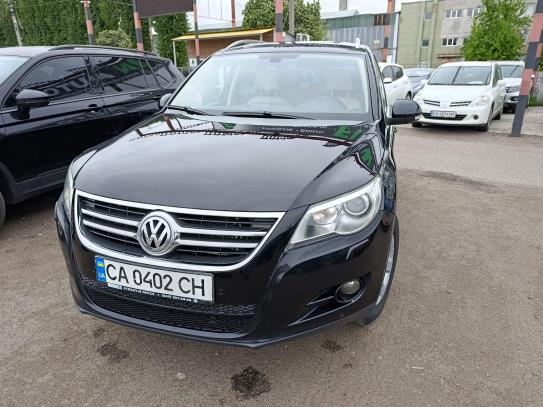Volkswagen Tiguan
                          2010г. в рассрочку