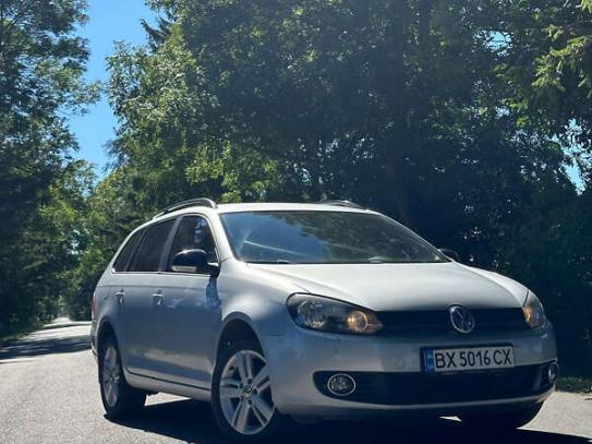 Volkswagen Golf 2013г. в рассрочку