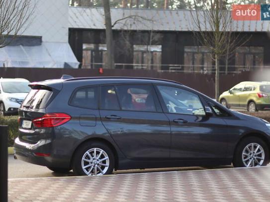 Bmw 2 series gran tourer            2015г. в рассрочку