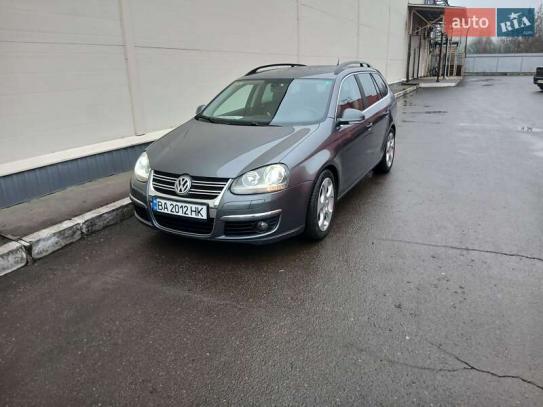 Volkswagen Golf
                            2008г. в рассрочку