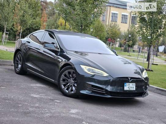 Tesla Model s 2013р. у розстрочку