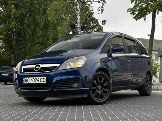 Opel Zafira                          2006г. в рассрочку
