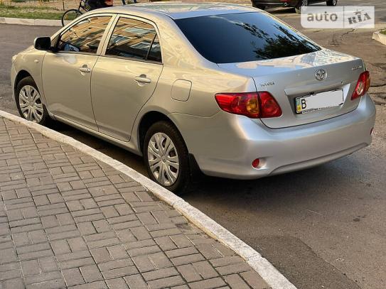 Toyota Corolla 2008р. у розстрочку