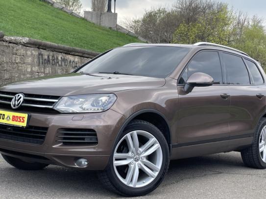 Volkswagen Touareg                         2014г. в рассрочку
