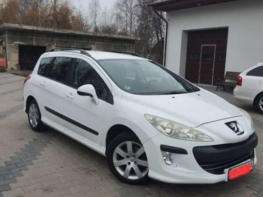 Peugeot 308 2011р. у розстрочку