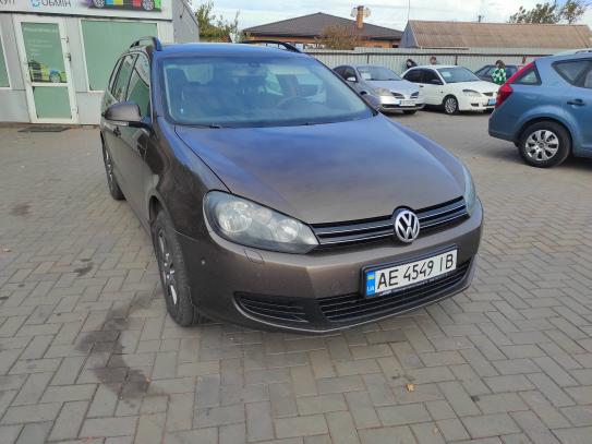 Volkswagen Golf 2012р. у розстрочку