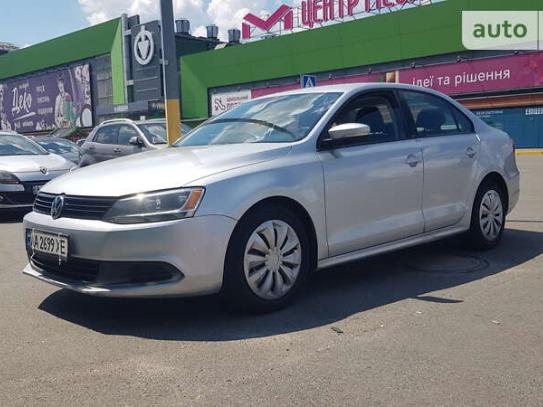 Volkswagen Jetta 2014р. у розстрочку