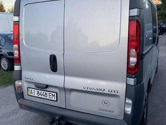 Opel Vivaro
                          2012г. в рассрочку