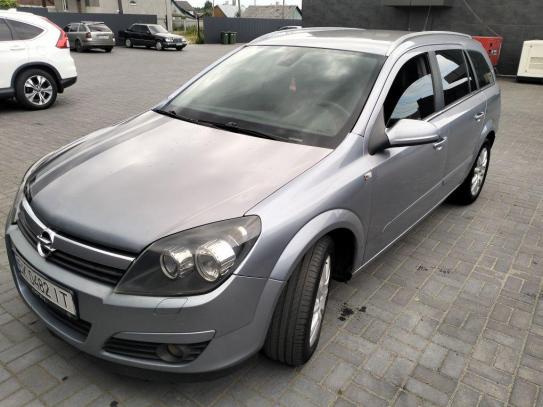 Opel Astra
                           2004г. в рассрочку