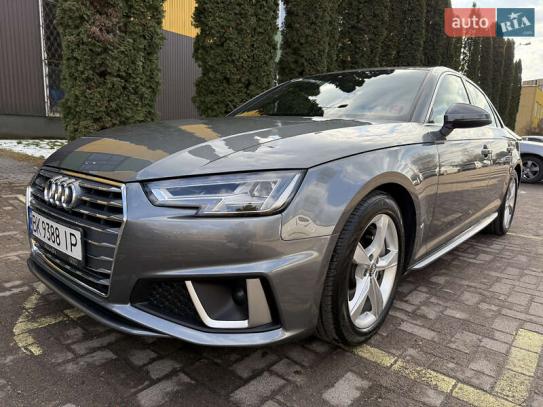 Audi A4                              2019г. в рассрочку